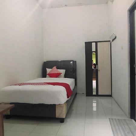 Hotel Oyo 90157 Griya Andon Syariah Cirebon Zewnętrze zdjęcie