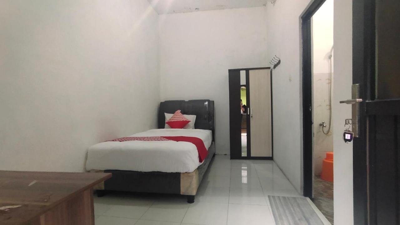 Hotel Oyo 90157 Griya Andon Syariah Cirebon Zewnętrze zdjęcie