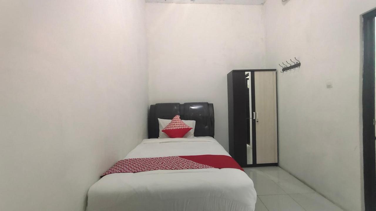 Hotel Oyo 90157 Griya Andon Syariah Cirebon Zewnętrze zdjęcie